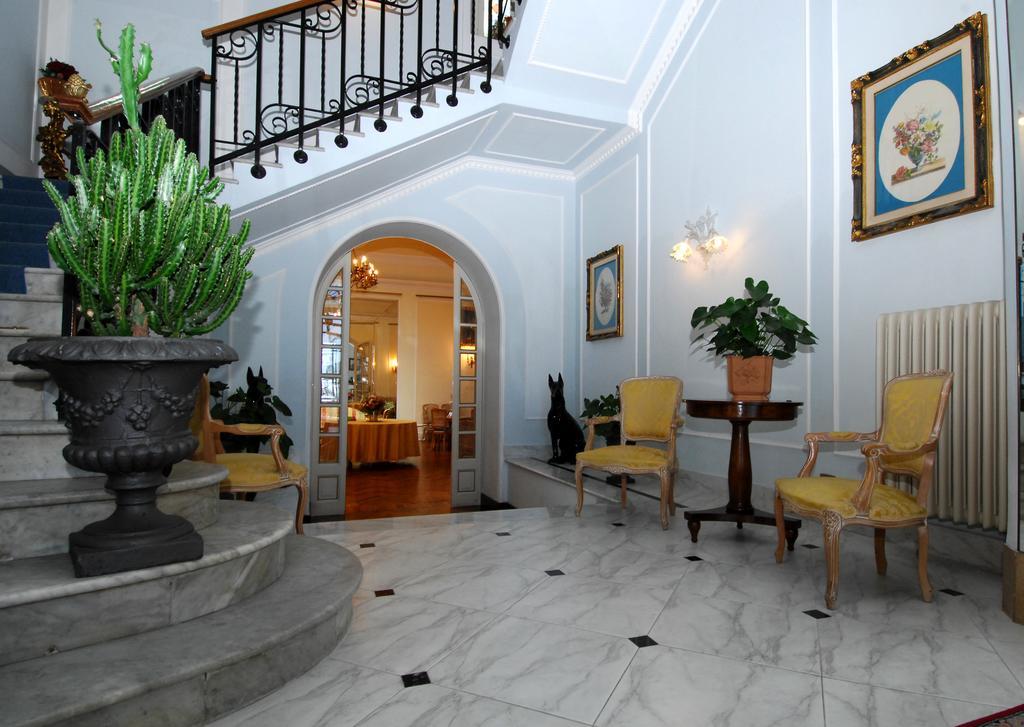 Grande Albergo Quattro Stagioni Rieti Bagian luar foto