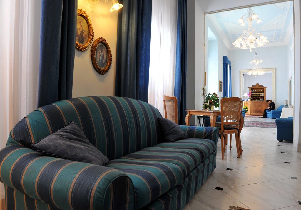 Grande Albergo Quattro Stagioni Rieti Bagian luar foto