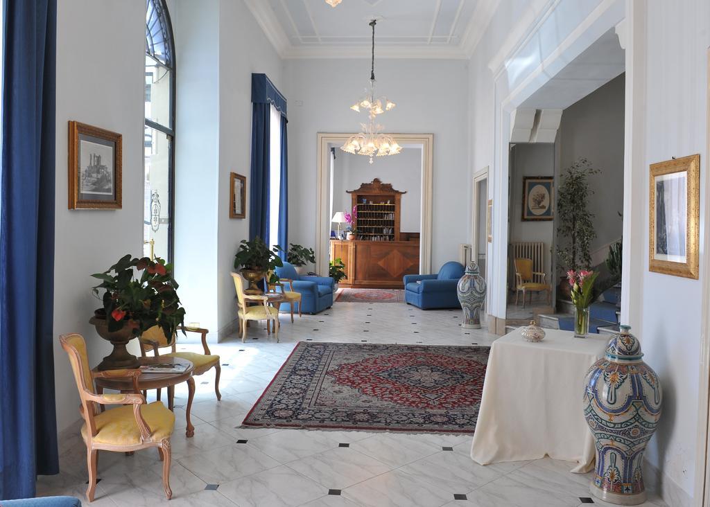 Grande Albergo Quattro Stagioni Rieti Bagian luar foto