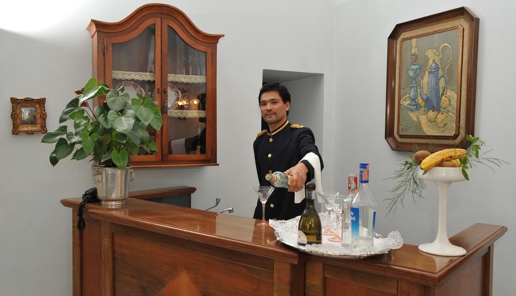 Grande Albergo Quattro Stagioni Rieti Bagian luar foto