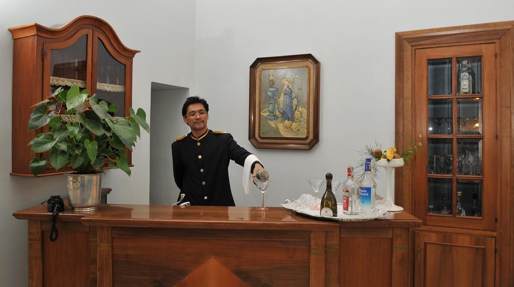 Grande Albergo Quattro Stagioni Rieti Bagian luar foto