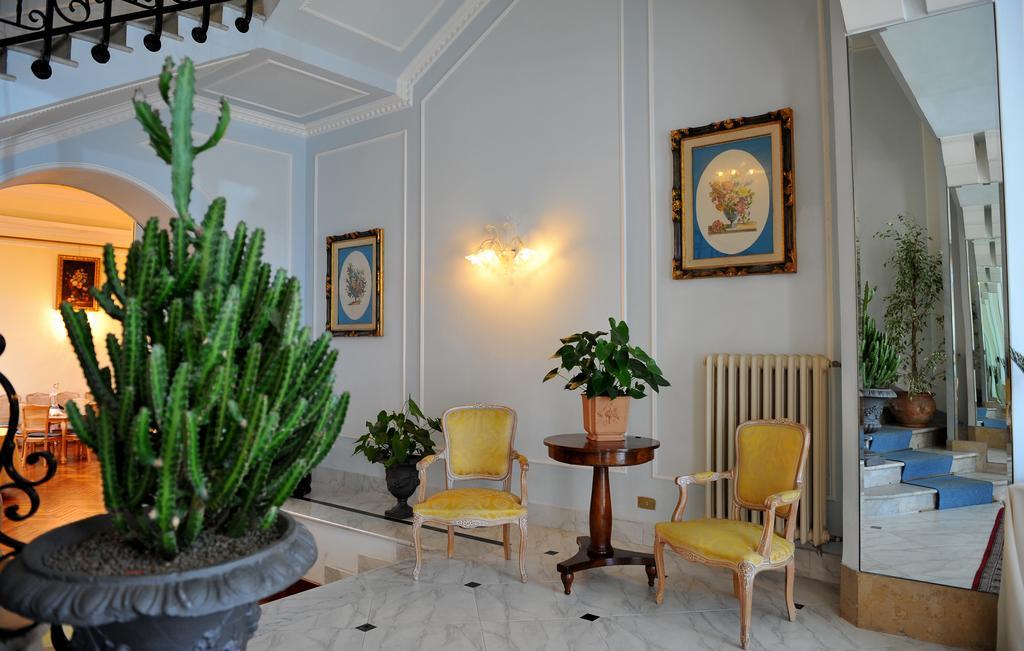 Grande Albergo Quattro Stagioni Rieti Bagian luar foto